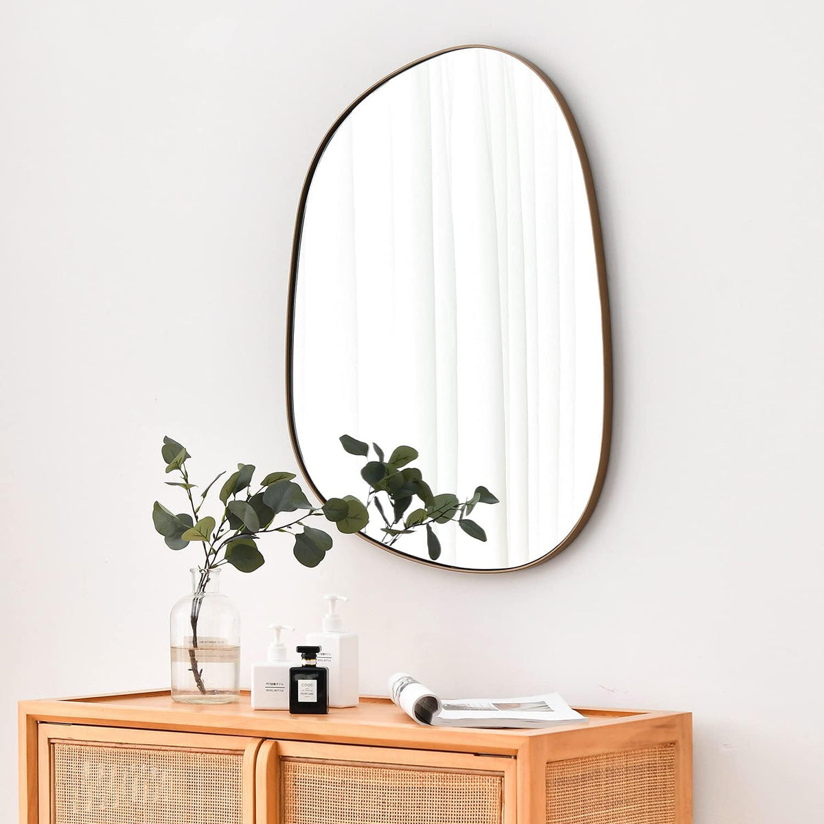Black Framed Asymmetrical Wall Mirror 27*35 Q77174