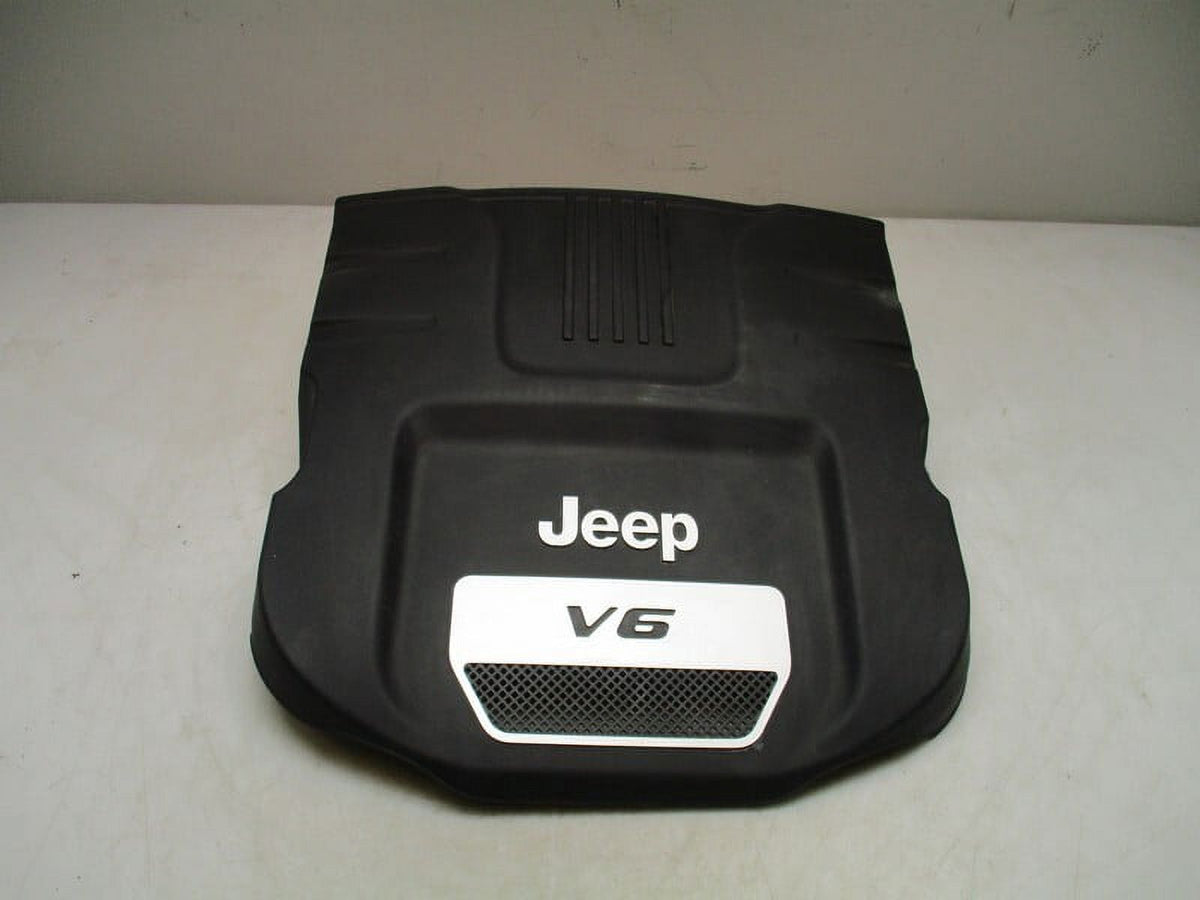 Pre-Owned Jeep Wrangler Engine Cover N43541