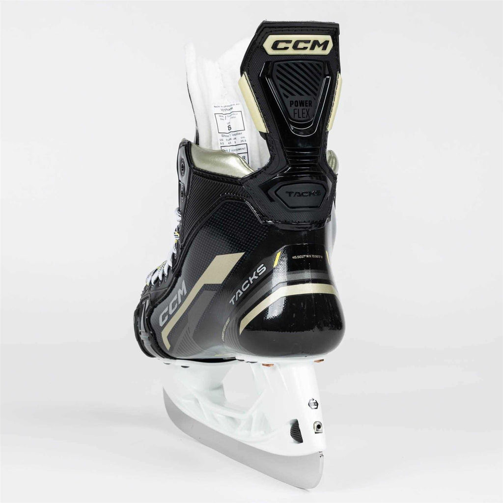 Ice Hockey Skates P97680