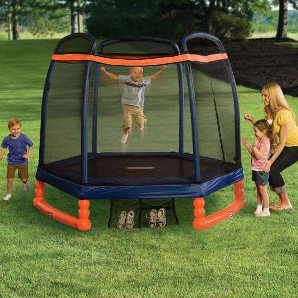 7-Foot Trampoline with Enclosure I115
