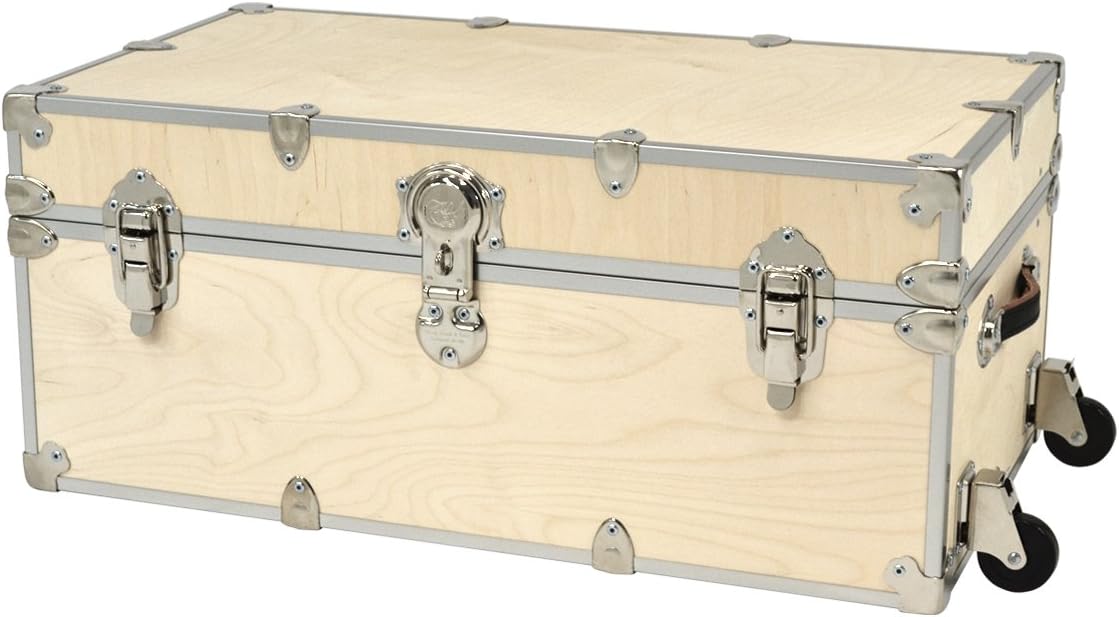 Large Trunk with Wheels G968219