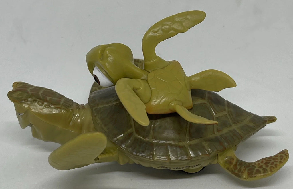 Finding Nemo Crush and Squirt Turtle Pullback Vehicle Toy I83798