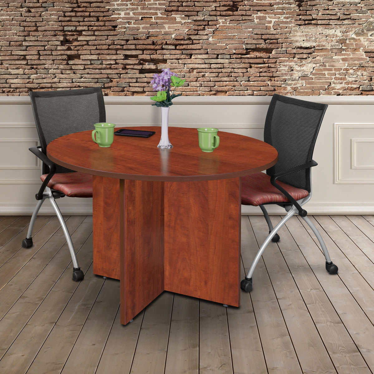 Round Conference Table H657