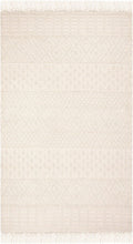 Ivory Handmade Wool Accent Rug B17420