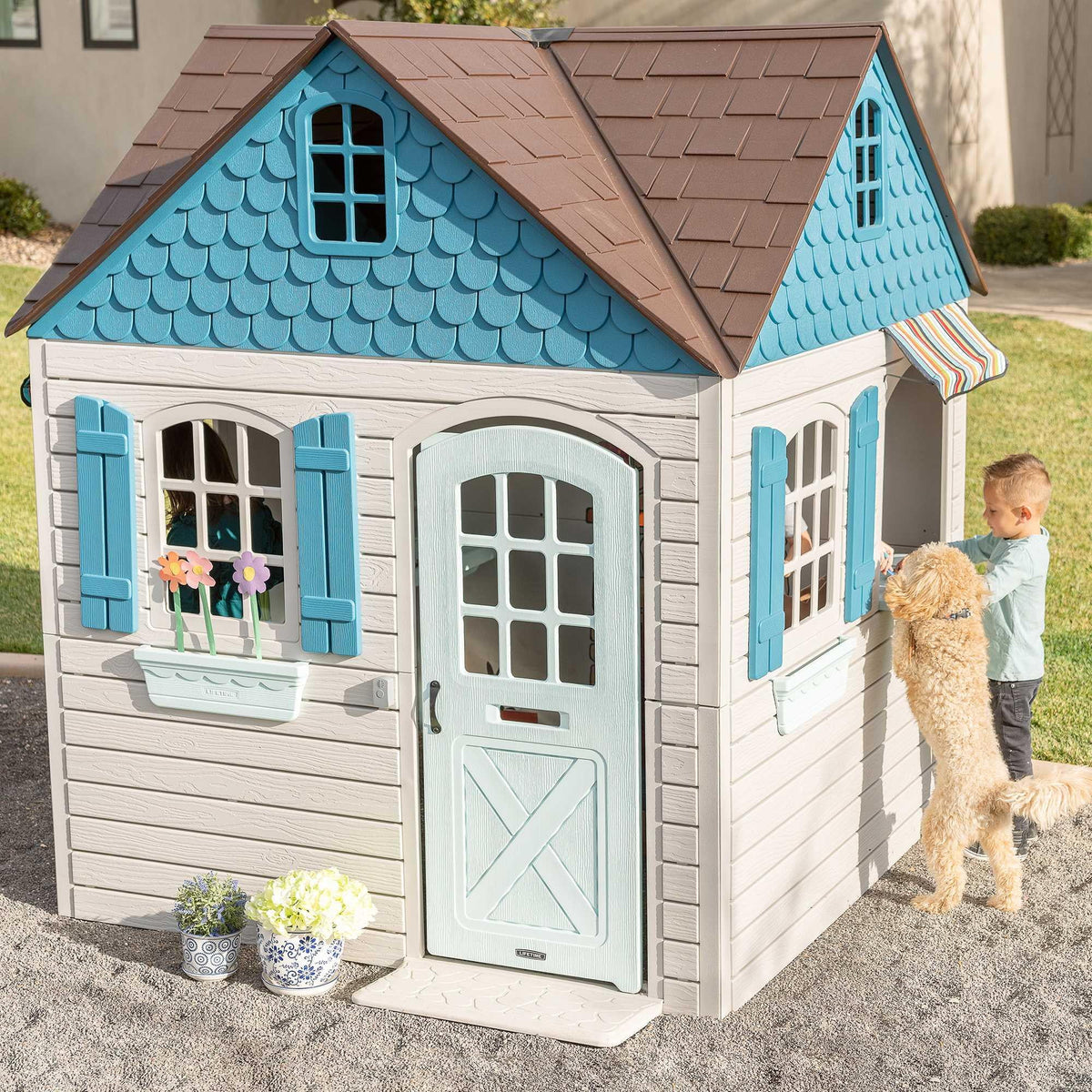 Kid's Outdoor Playhouse H924