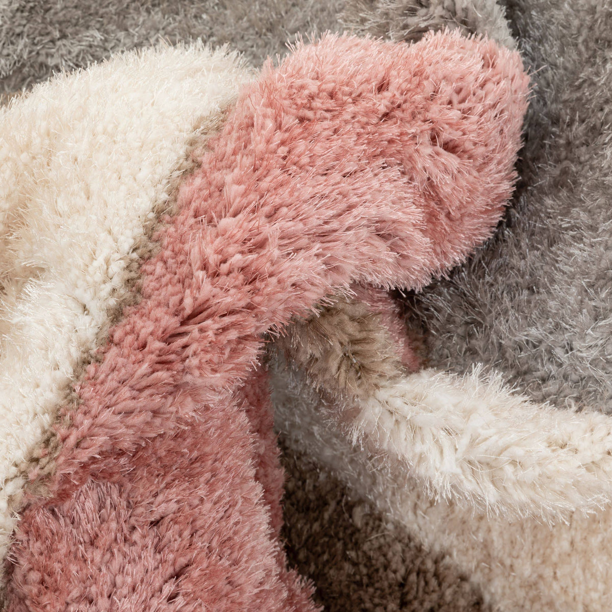 Shag Grey Blush 3D Textured Thick Soft Rug W234779